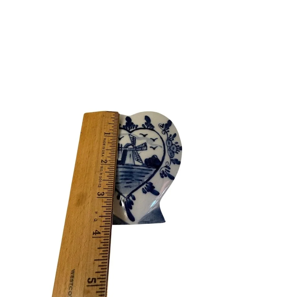 Delft Blue Bud Vase Heart Shaped Blue White Windmill Hand Painted 4in Excellent